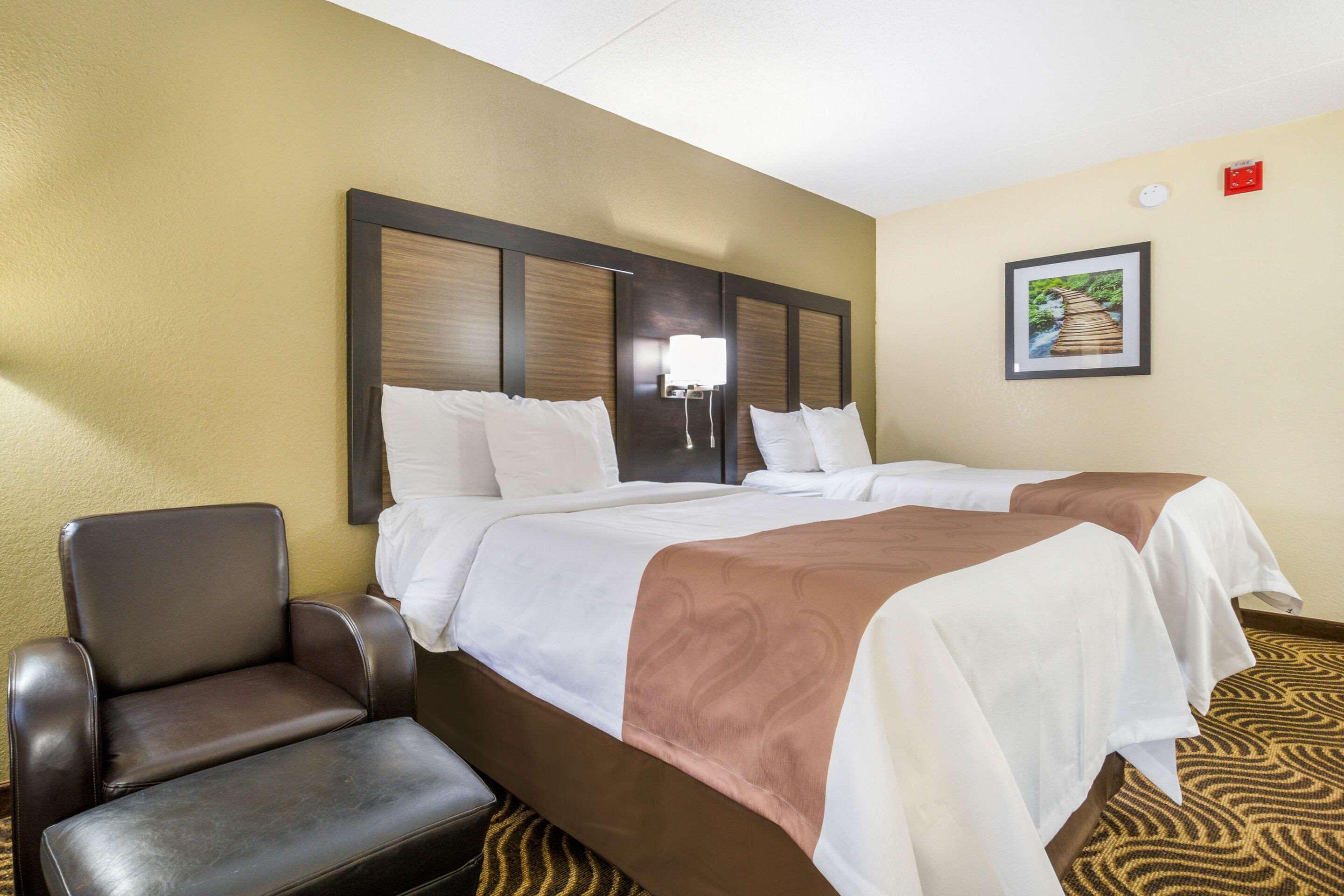 Quality Inn & Suites Florence - Cincinnati South מראה חיצוני תמונה
