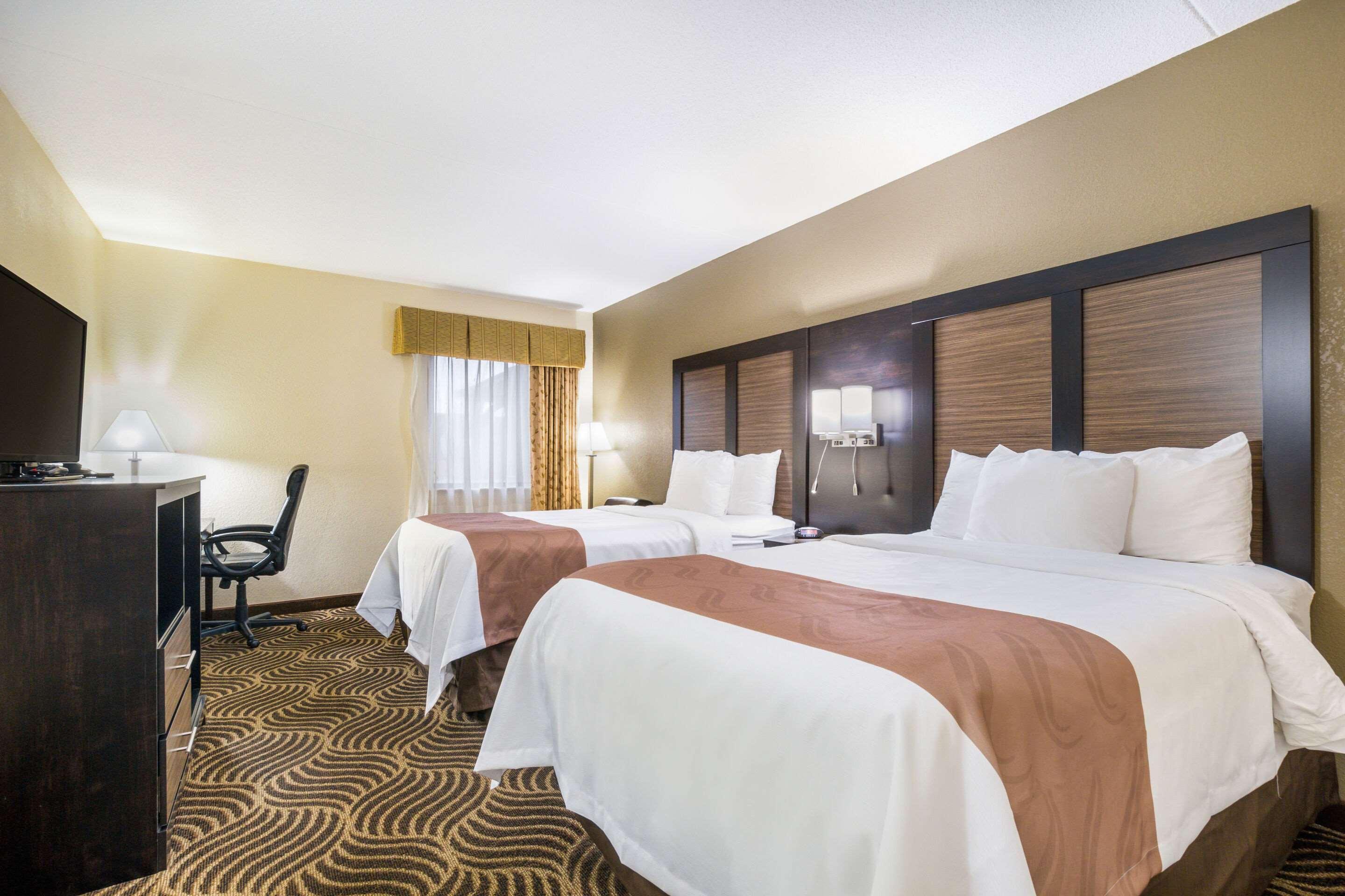 Quality Inn & Suites Florence - Cincinnati South מראה חיצוני תמונה