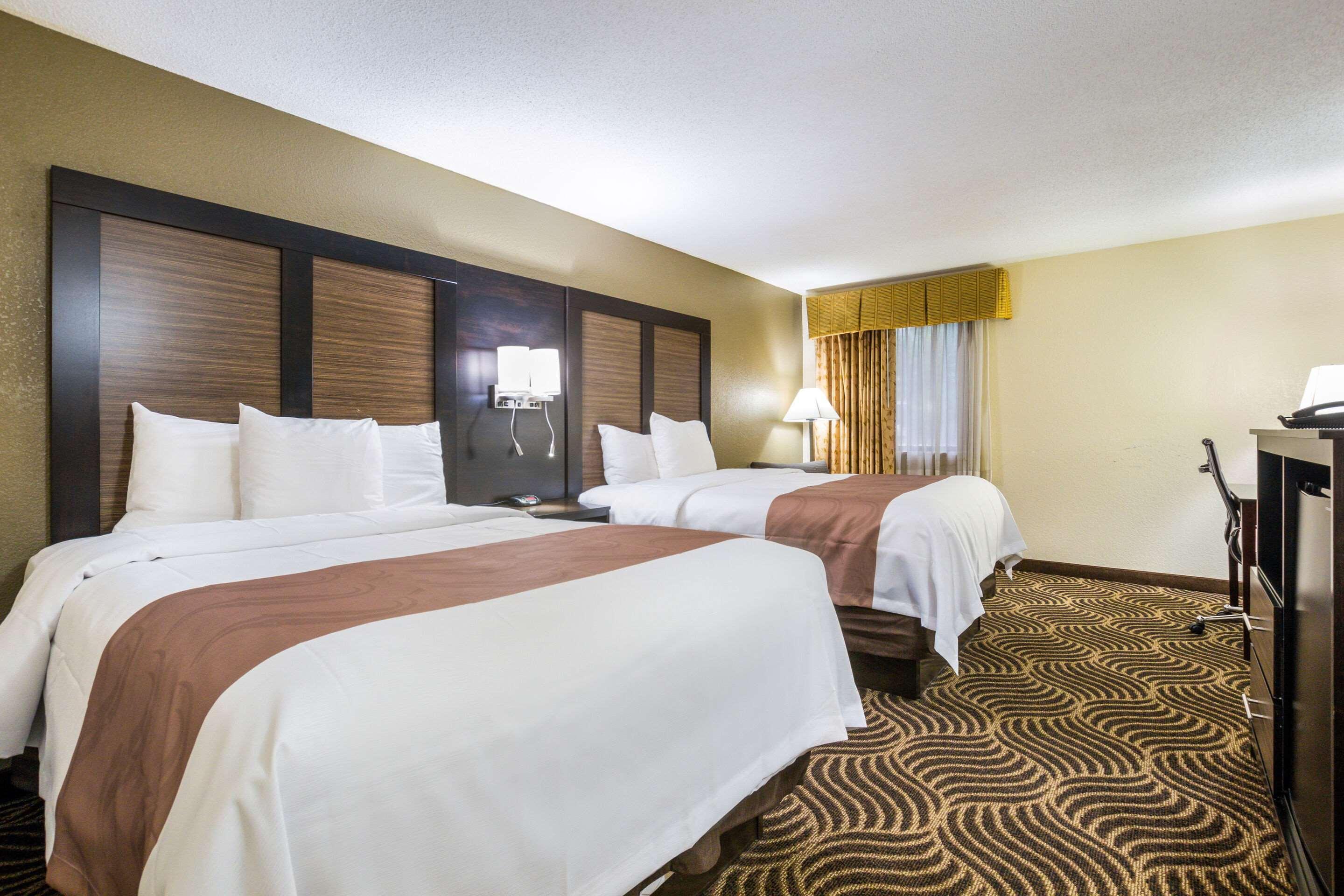 Quality Inn & Suites Florence - Cincinnati South מראה חיצוני תמונה