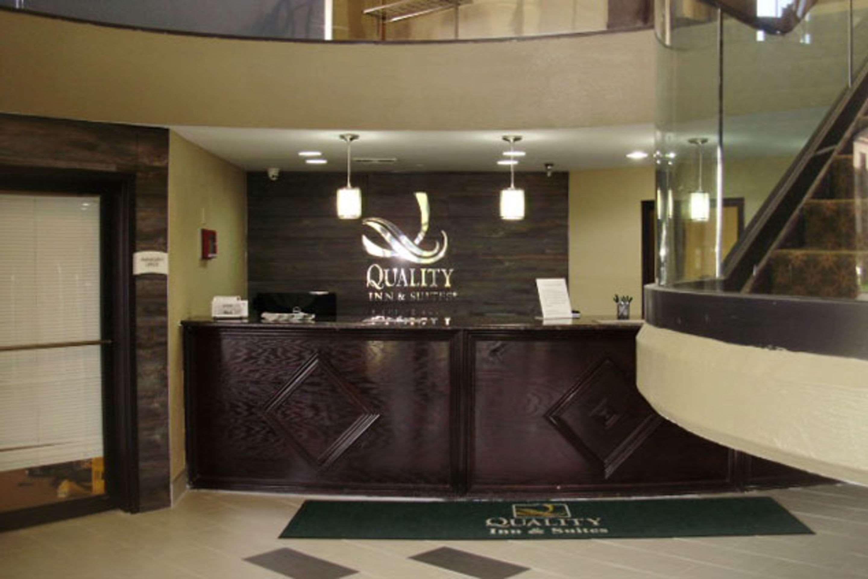 Quality Inn & Suites Florence - Cincinnati South מראה חיצוני תמונה