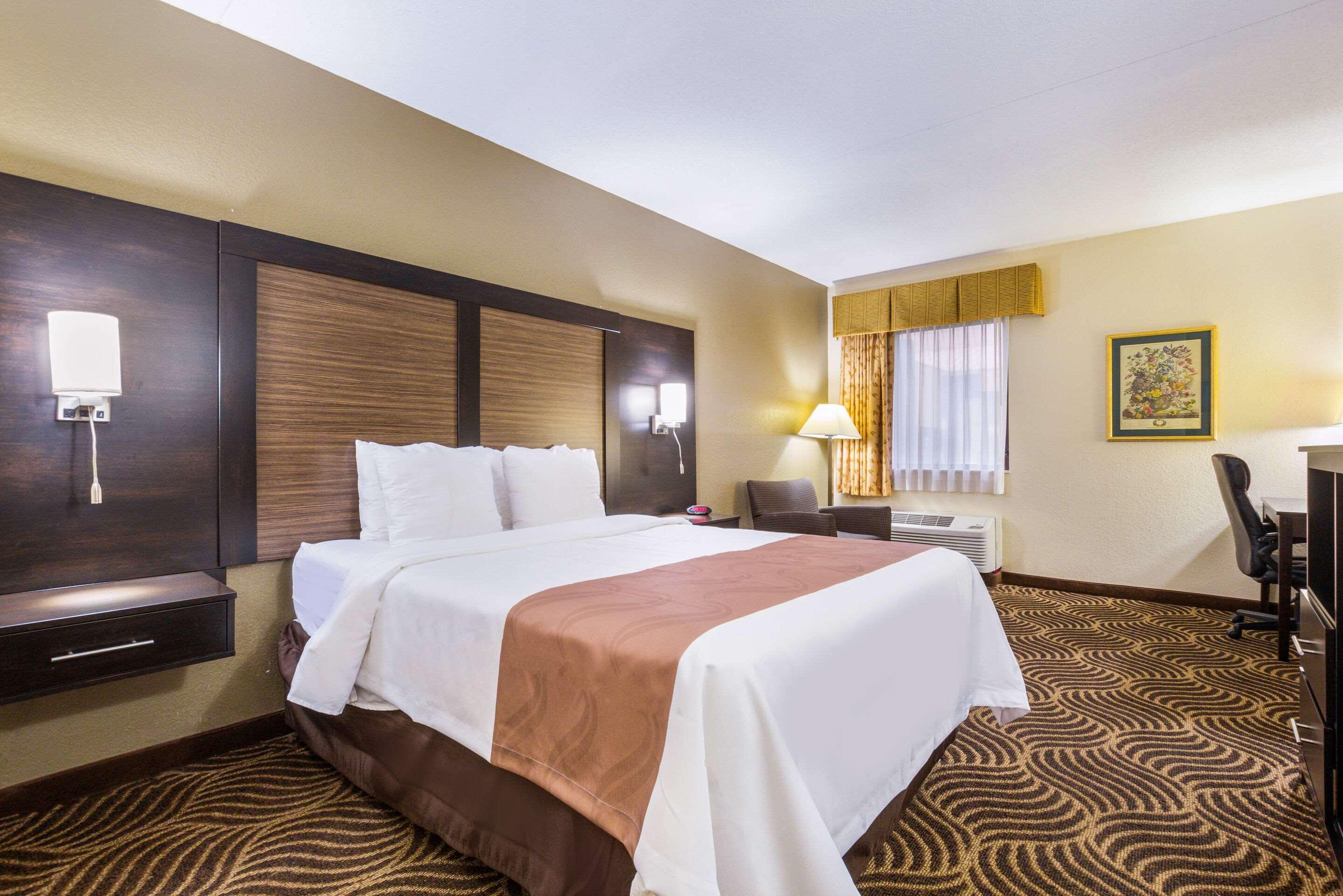 Quality Inn & Suites Florence - Cincinnati South מראה חיצוני תמונה