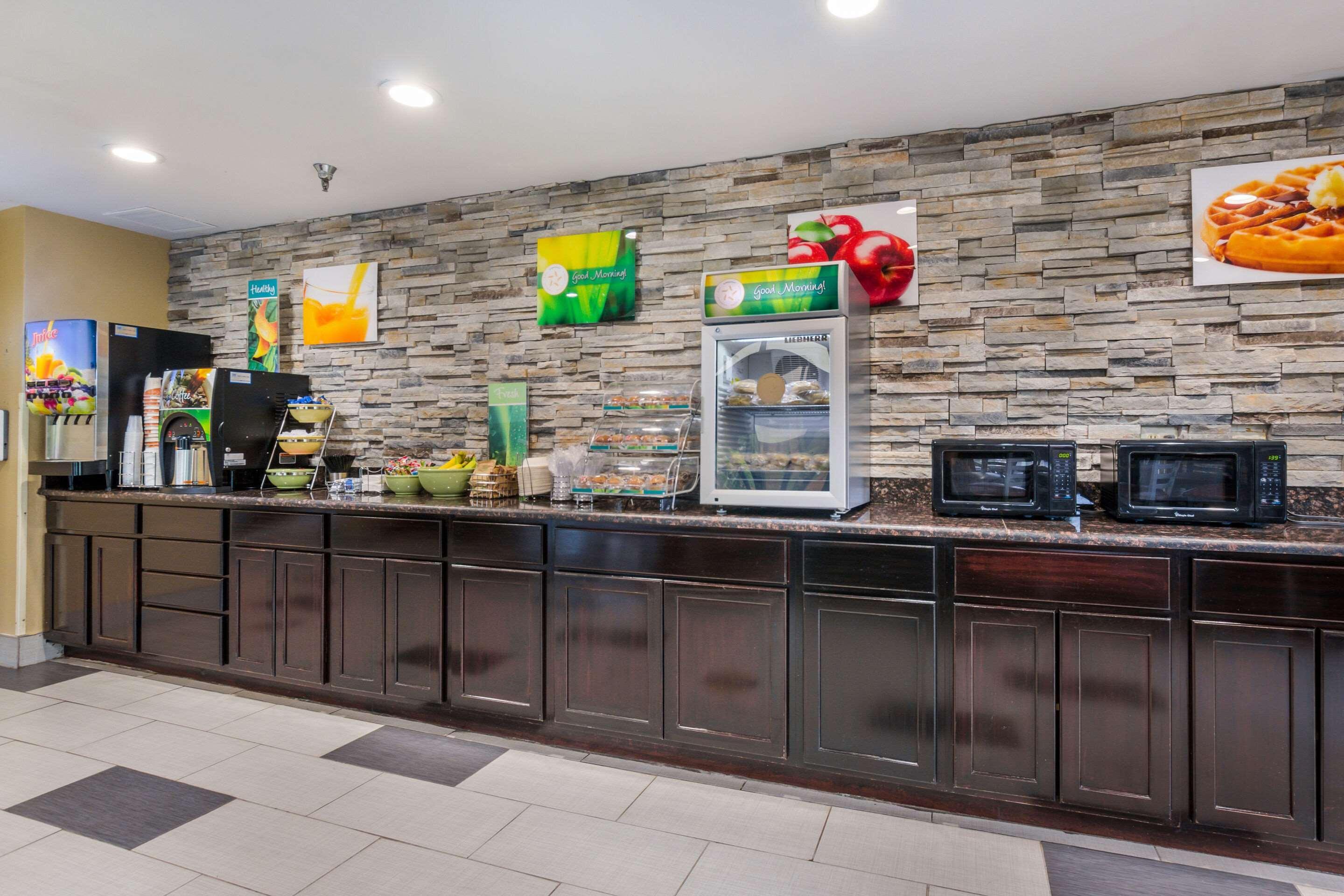 Quality Inn & Suites Florence - Cincinnati South מראה חיצוני תמונה